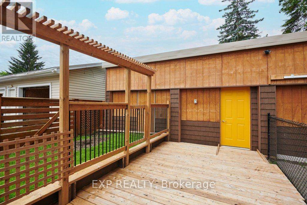 136 Park Street, Brockville, Ontario  K6V 2G9 - Photo 34 - X13489196