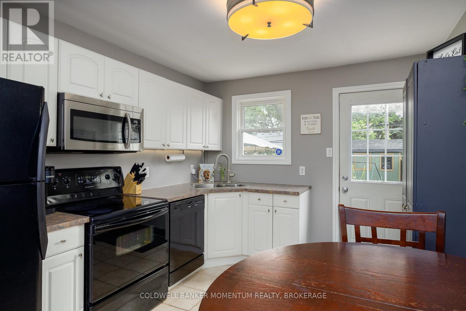 74 Haig Street, St. Catharines, Ontario  L2R 6L1 - Photo 12 - X13488054