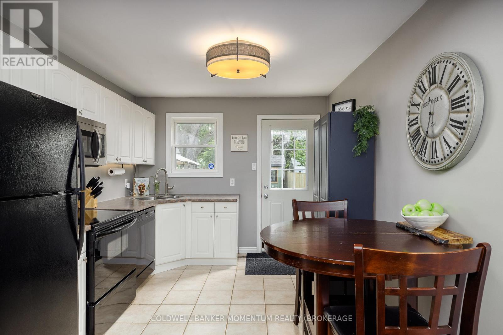 74 Haig Street, St. Catharines, Ontario  L2R 6L1 - Photo 14 - X13488054