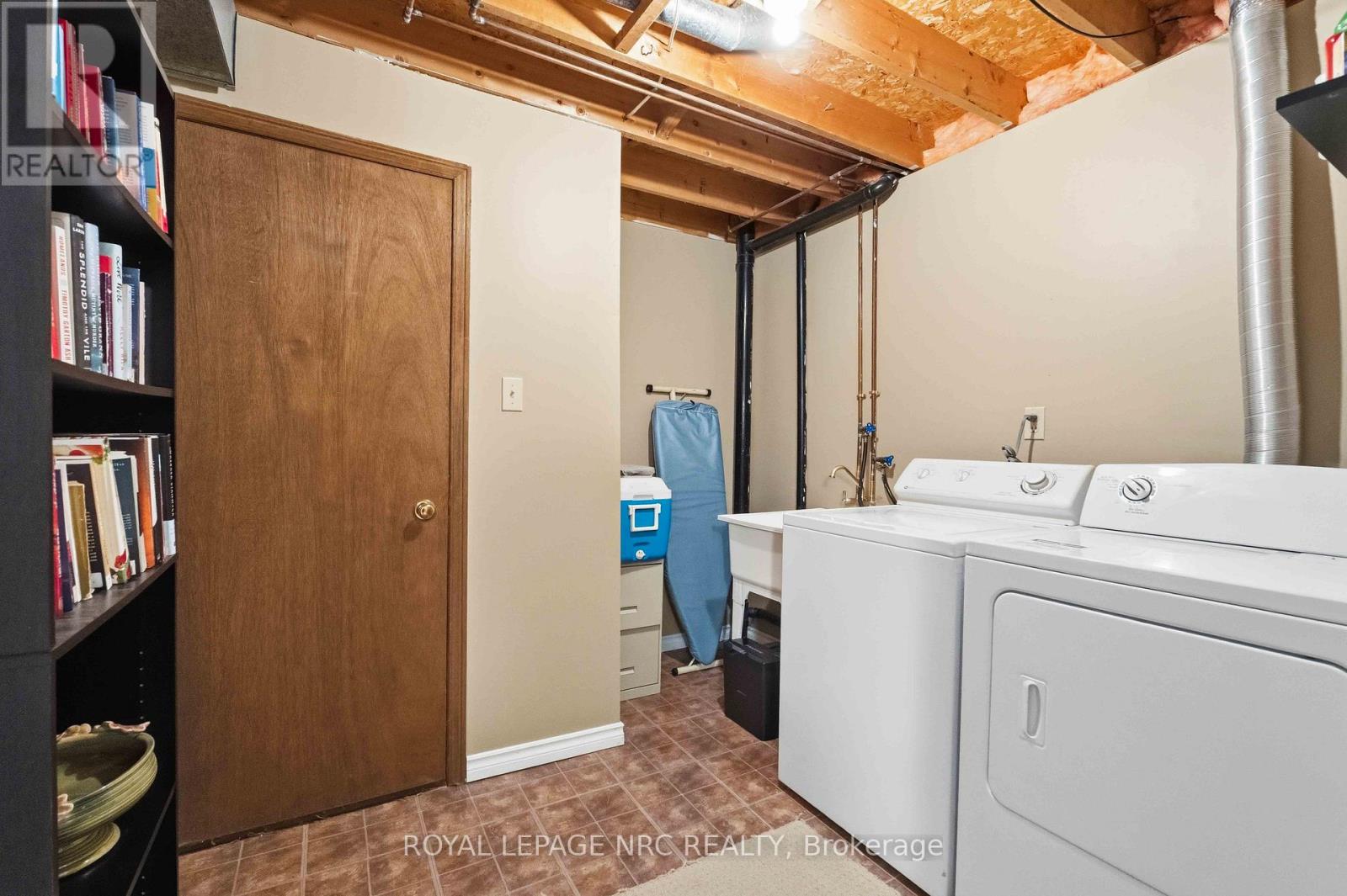 7 Naples Court, Thorold, Ontario  L2V 4S7 - Photo 33 - X13488854