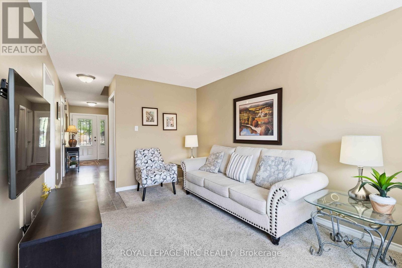 7 Naples Court, Thorold, Ontario  L2V 4S7 - Photo 8 - X13488854