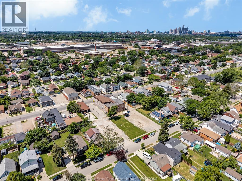 1636 Drouillard, Windsor, Ontario  N8Y 2S3 - Photo 32 - 26015118