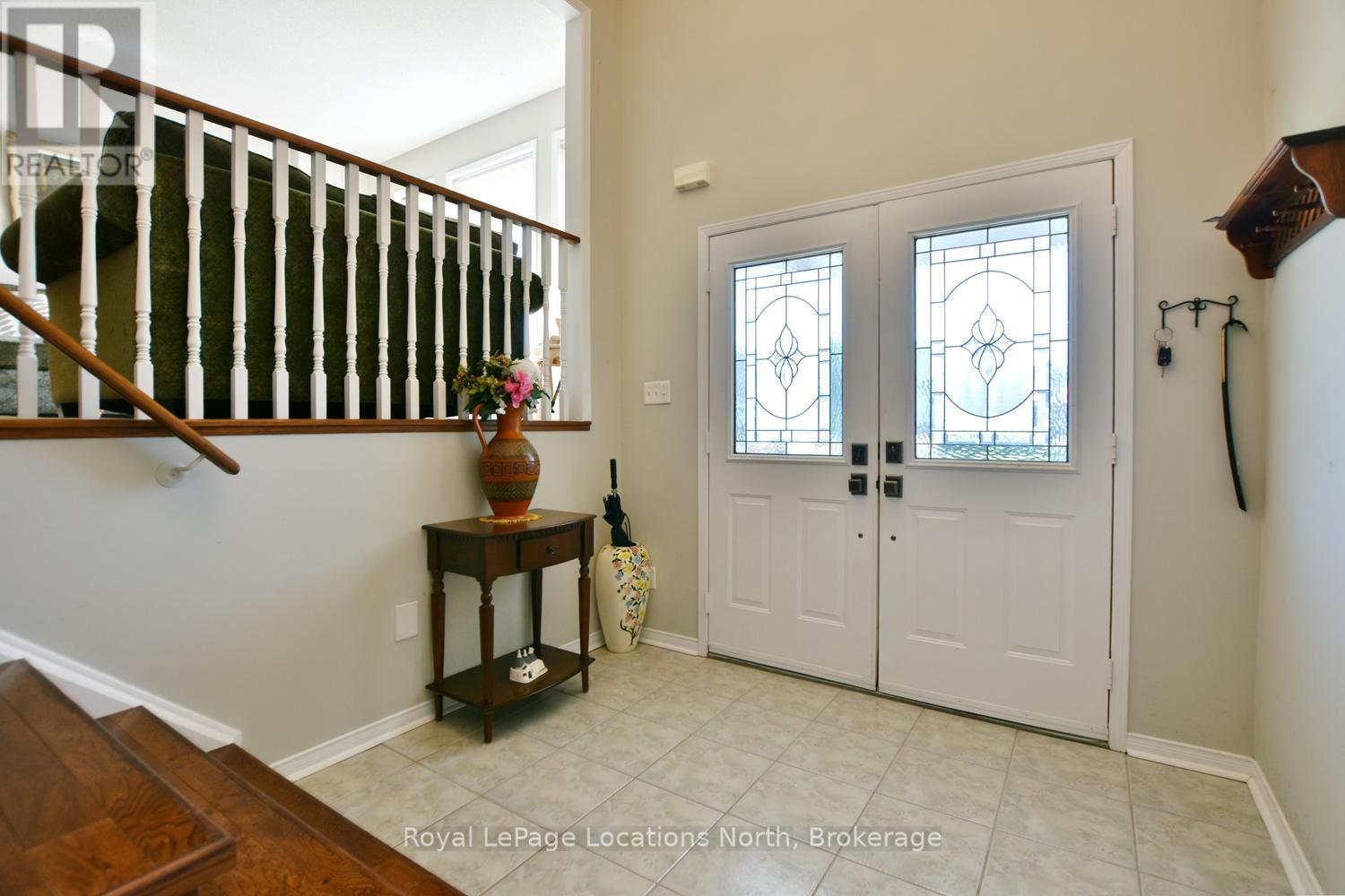 50 Regina Boulevard, Wasaga Beach, Ontario  L9Z 1M8 - Photo 5 - S13488432