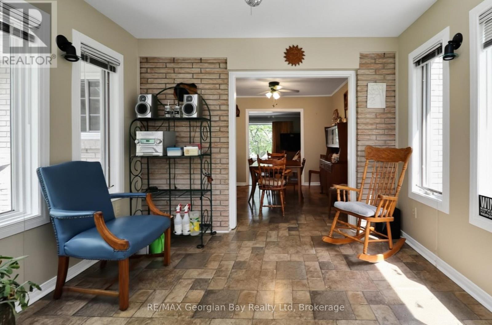 511 Camilla Street, Tay (Port Mcnicoll), Ontario  L0K 1R0 - Photo 12 - S13488706