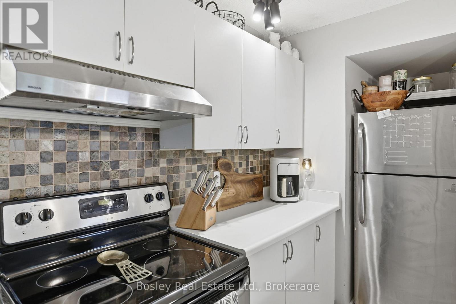 114 - 23 Dawson Drive, Collingwood, Ontario  L9Y 4T9 - Photo 7 - S13489026