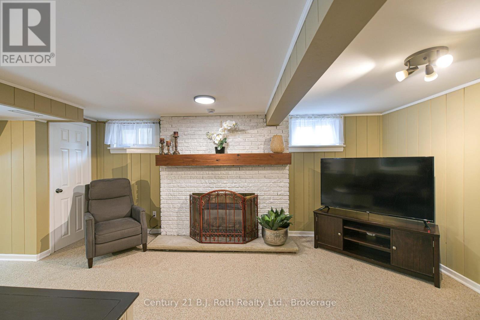 44 Charles Road, Orillia, Ontario L3V 3H4 - Photo 36 - S13489208