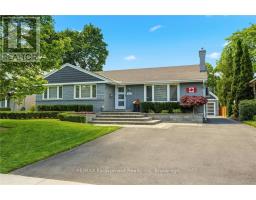 2113 COURTLAND DRIVE, Burlington, Ontario