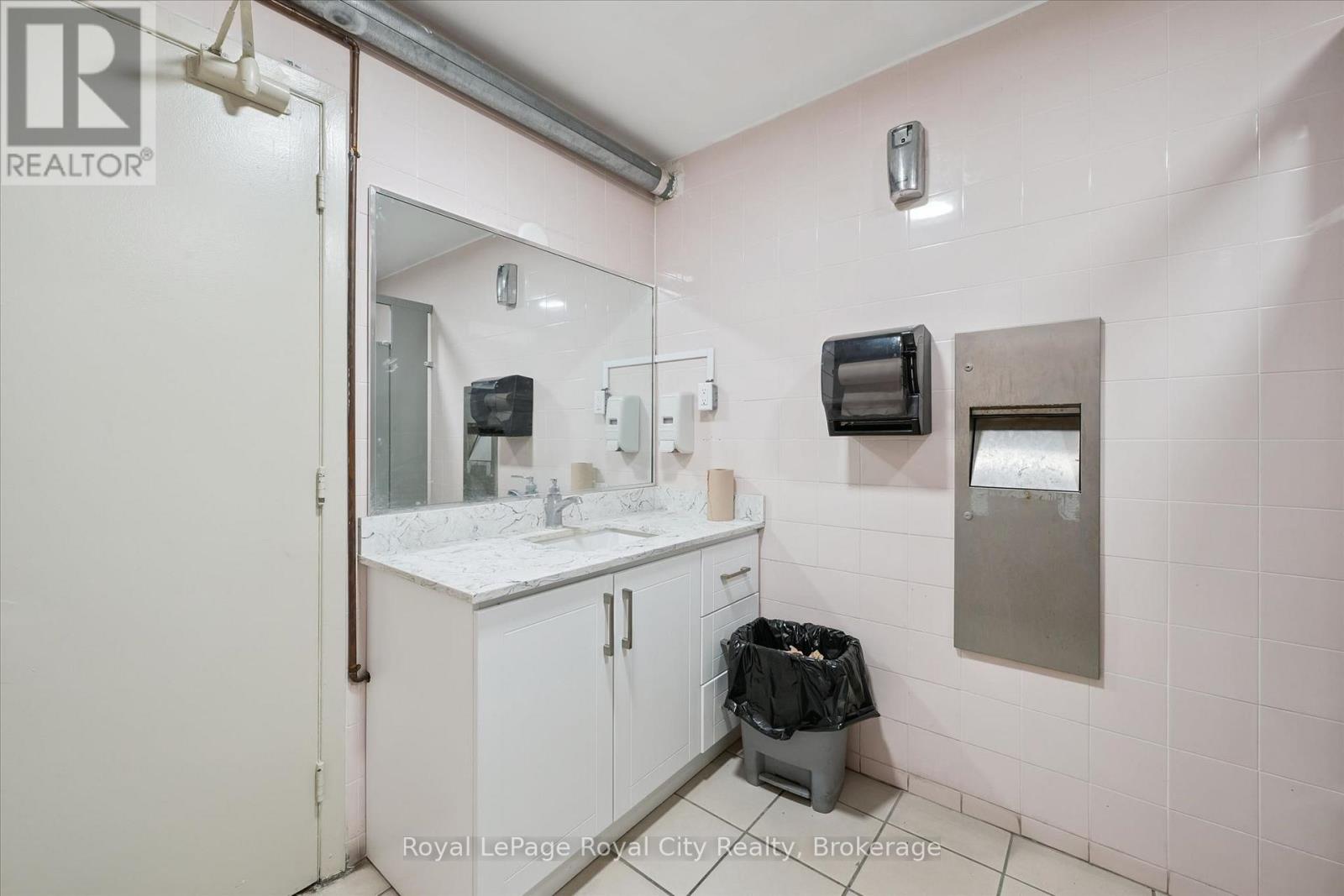 241 Edinburgh Road N, Guelph, Ontario  N1H 5S2 - Photo 16 - X13487590