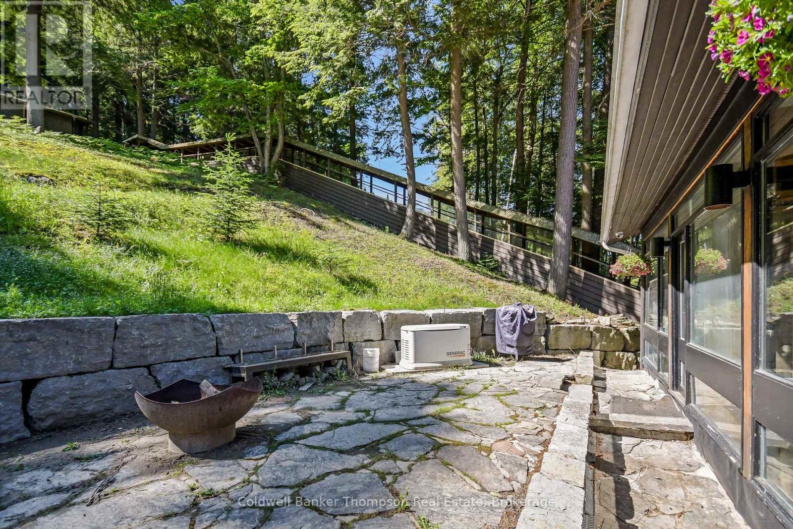1053 Hemlock Point Lane, Lake Of Bays, Ontario P1H 2J6 - Photo 26 - X13487942