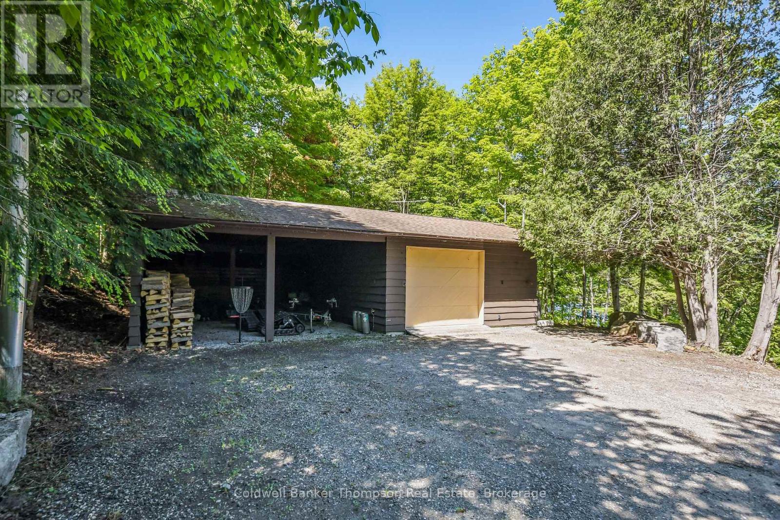 1053 Hemlock Point Lane, Lake Of Bays, Ontario P1H 2J6 - Photo 37 - X13487942