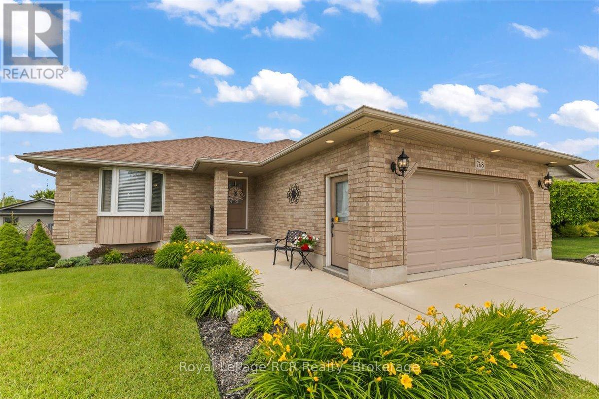768 16TH STREET, Hanover, Ontario