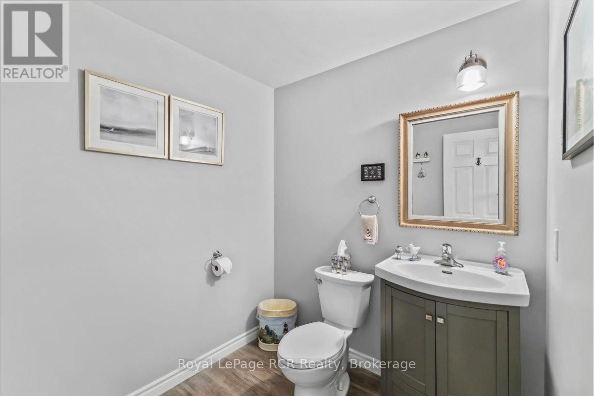 768 16th Street, Hanover, Ontario  N4N 3W8 - Photo 19 - X13488194