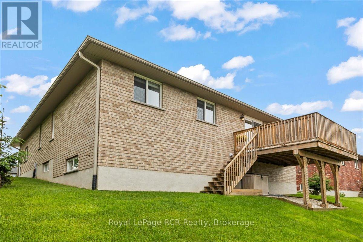 768 16th Street, Hanover, Ontario  N4N 3W8 - Photo 23 - X13488194