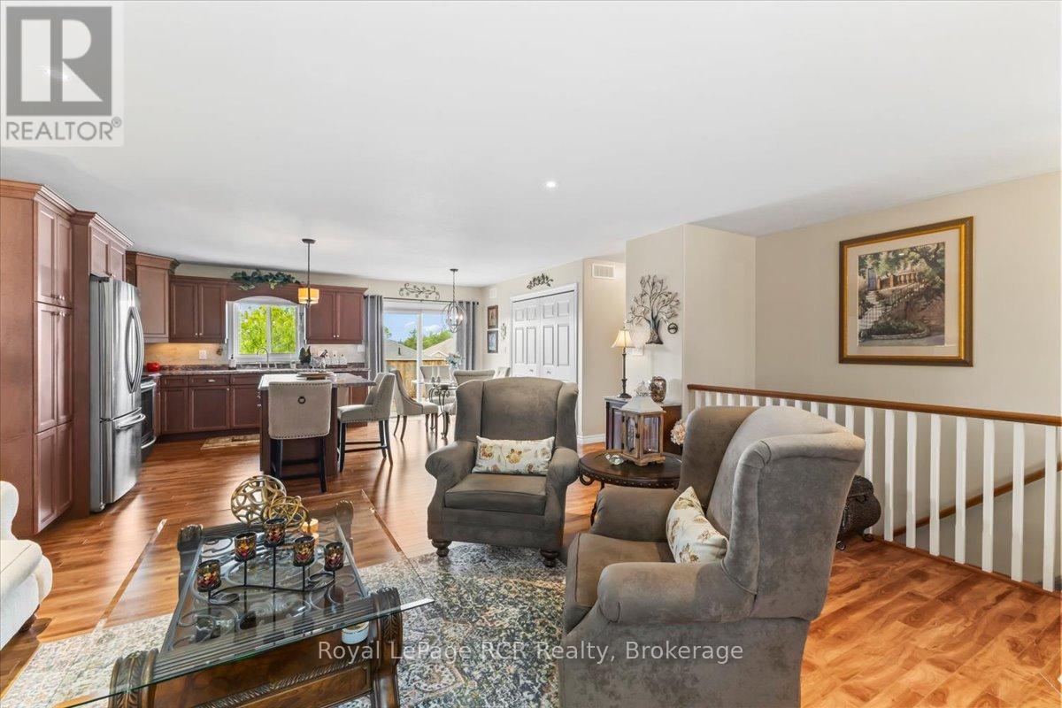 768 16th Street, Hanover, Ontario  N4N 3W8 - Photo 5 - X13488194