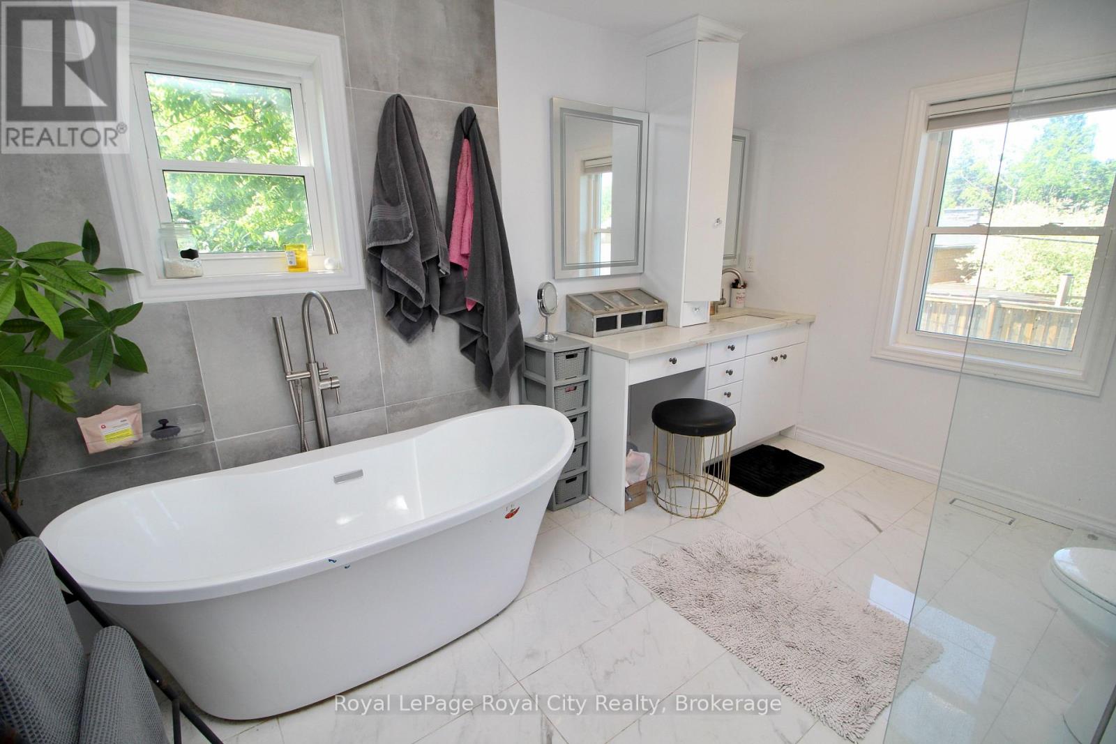 8 Rosewood Avenue, Guelph, Ontario  N1H 5Z9 - Photo 27 - X13488366