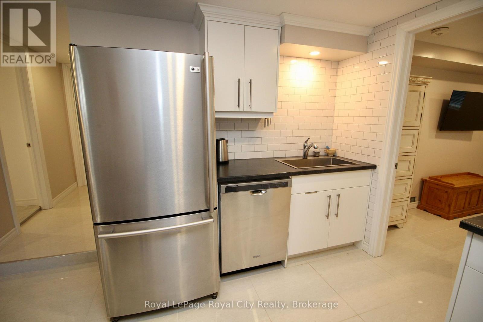 8 Rosewood Avenue, Guelph, Ontario  N1H 5Z9 - Photo 43 - X13488366