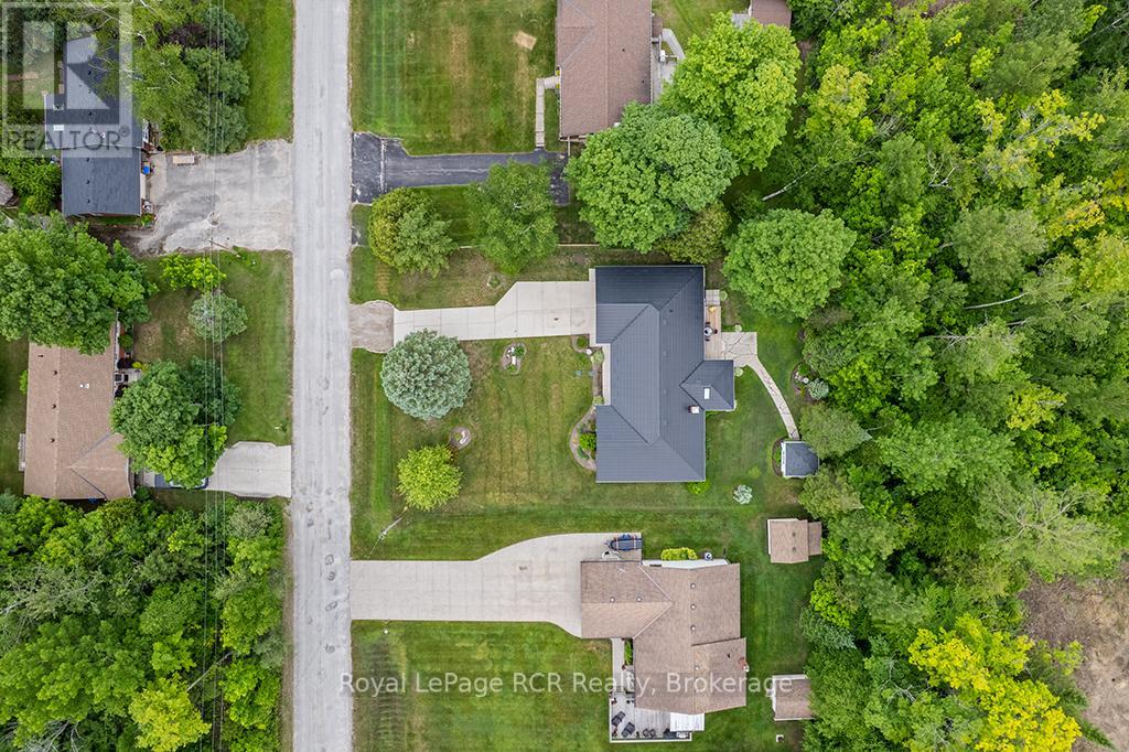 25 Graham Crescent N, South Bruce Peninsula, Ontario  N0H 2G0 - Photo 47 - X13488620