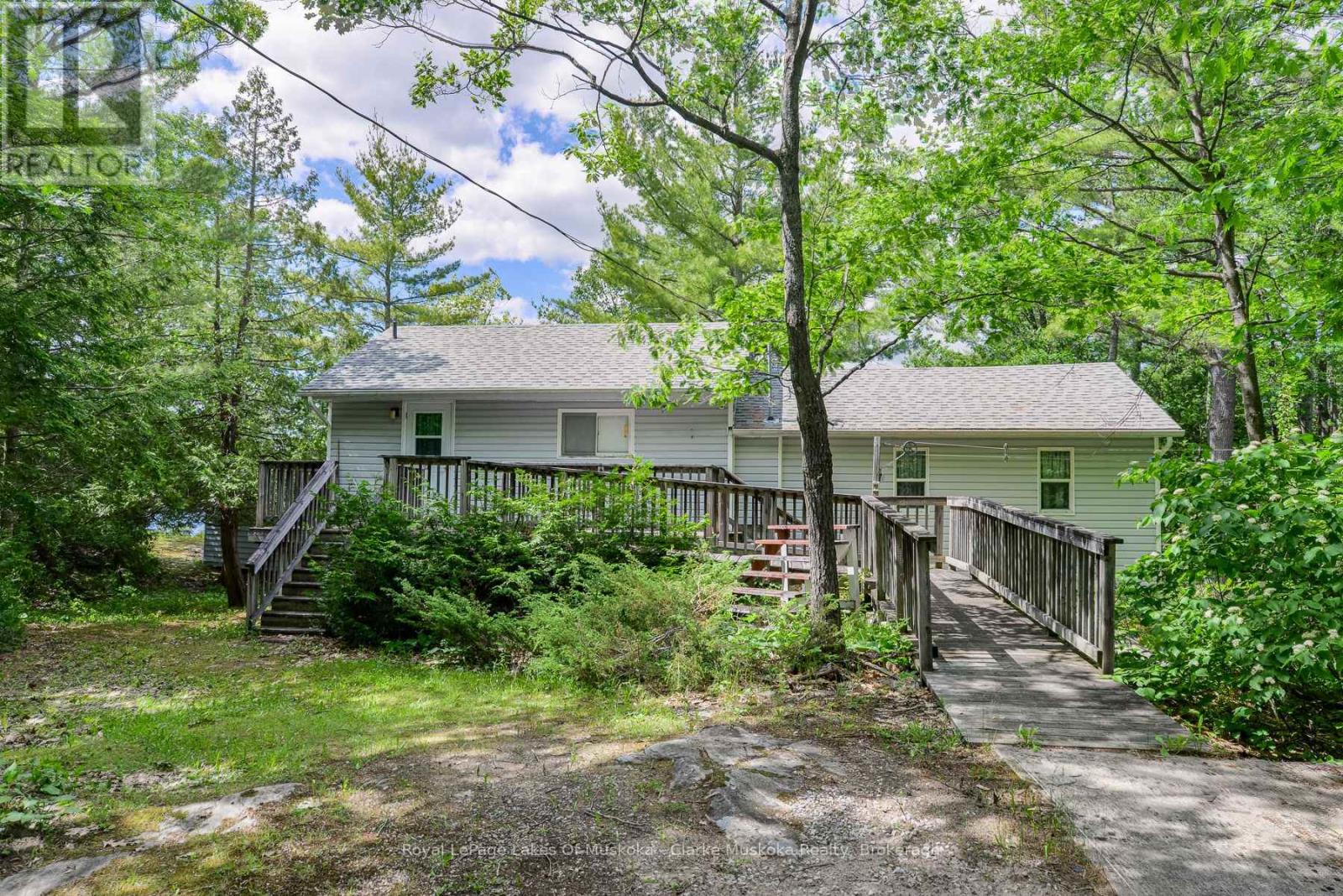 385 Crooked Bay Road, Georgian Bay (Baxter), Ontario  L0K 1S0 - Photo 2 - X13488960