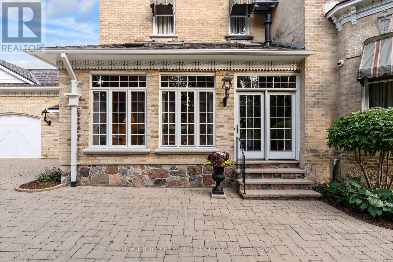 262 Dinsley Street, North Huron (Blyth), Ontario  N0M 1H0 - Photo 5 - X13488964