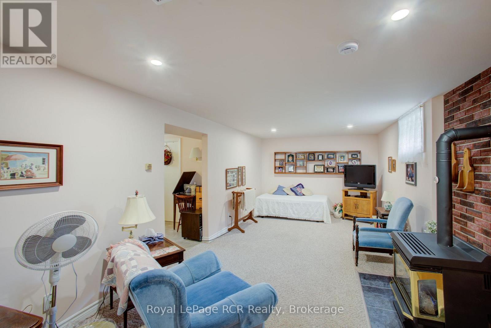 290 Walton Street, Wellington North, Ontario  N0G 1A0 - Photo 21 - X13488972