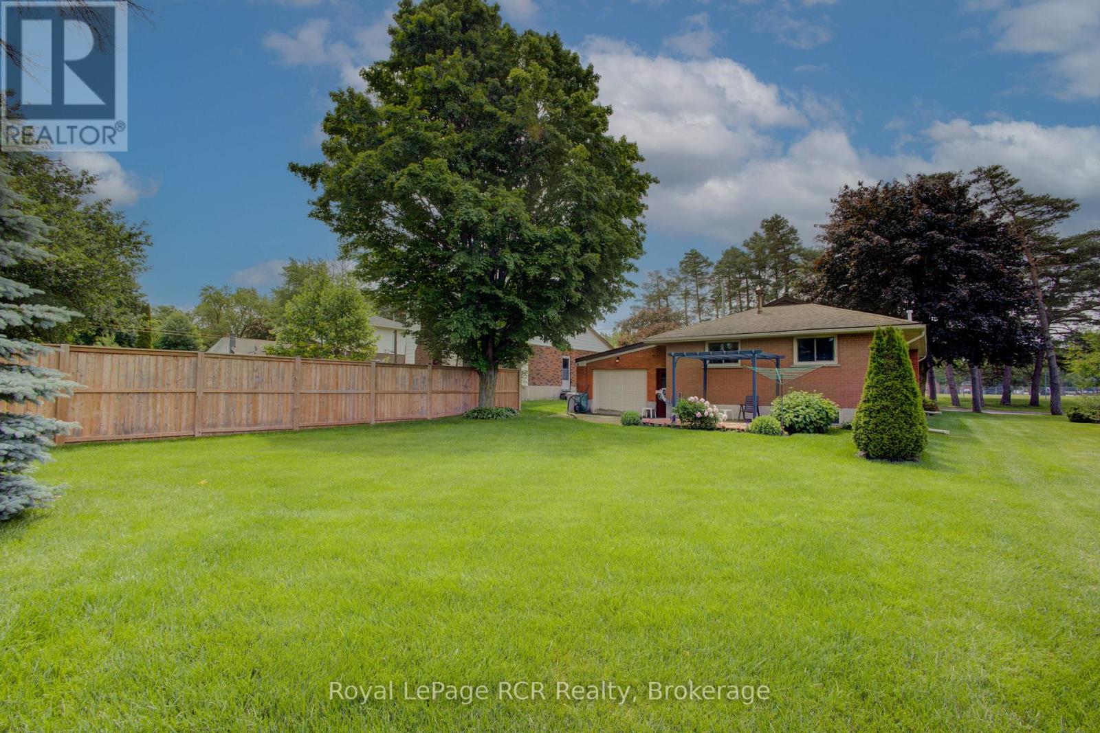 290 Walton Street, Wellington North, Ontario  N0G 1A0 - Photo 32 - X13488972