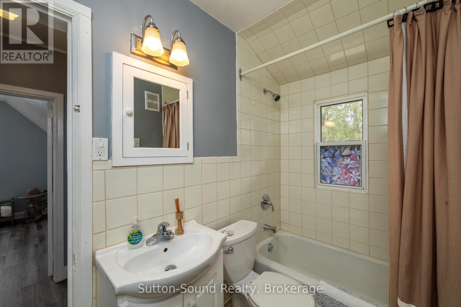 864 16th Street W, Georgian Bluffs, Ontario  N4K 6V5 - Photo 24 - X13489182