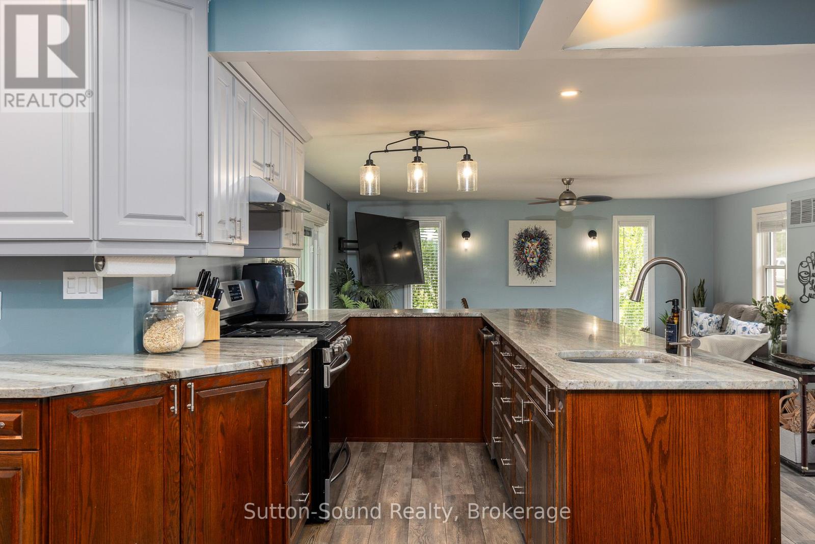 864 16th Street W, Georgian Bluffs, Ontario  N4K 6V5 - Photo 6 - X13489182