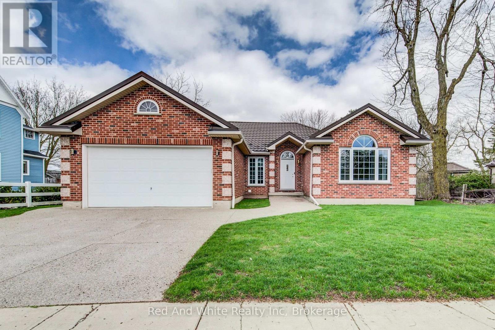 5239 Ament Line, Wellesley, Ontario  N0B 2A0 - Photo 1 - X13489276
