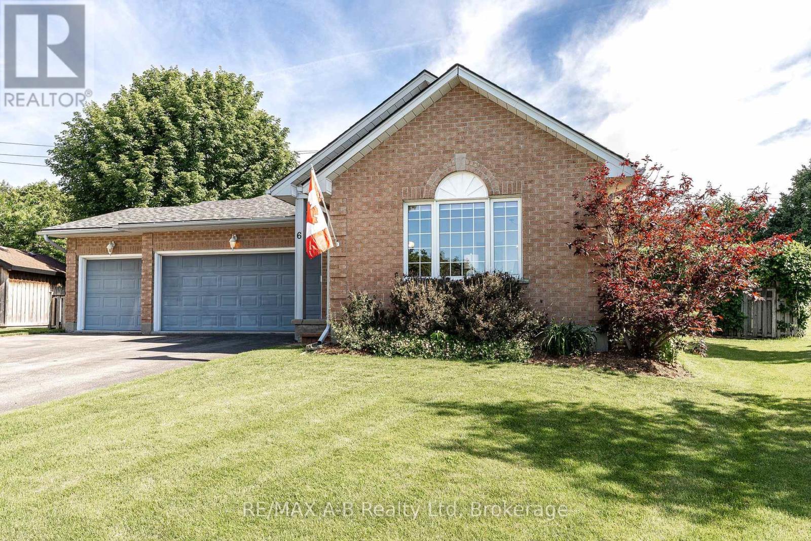 6 Meadowridge Court, St. Marys, Ontario  N4X 1E7 - Photo 3 - X13489494