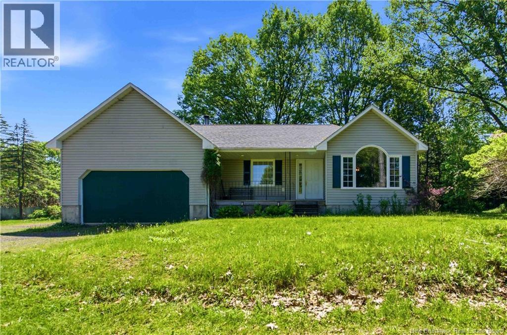452 Pleasant Drive, Minto, New Brunswick