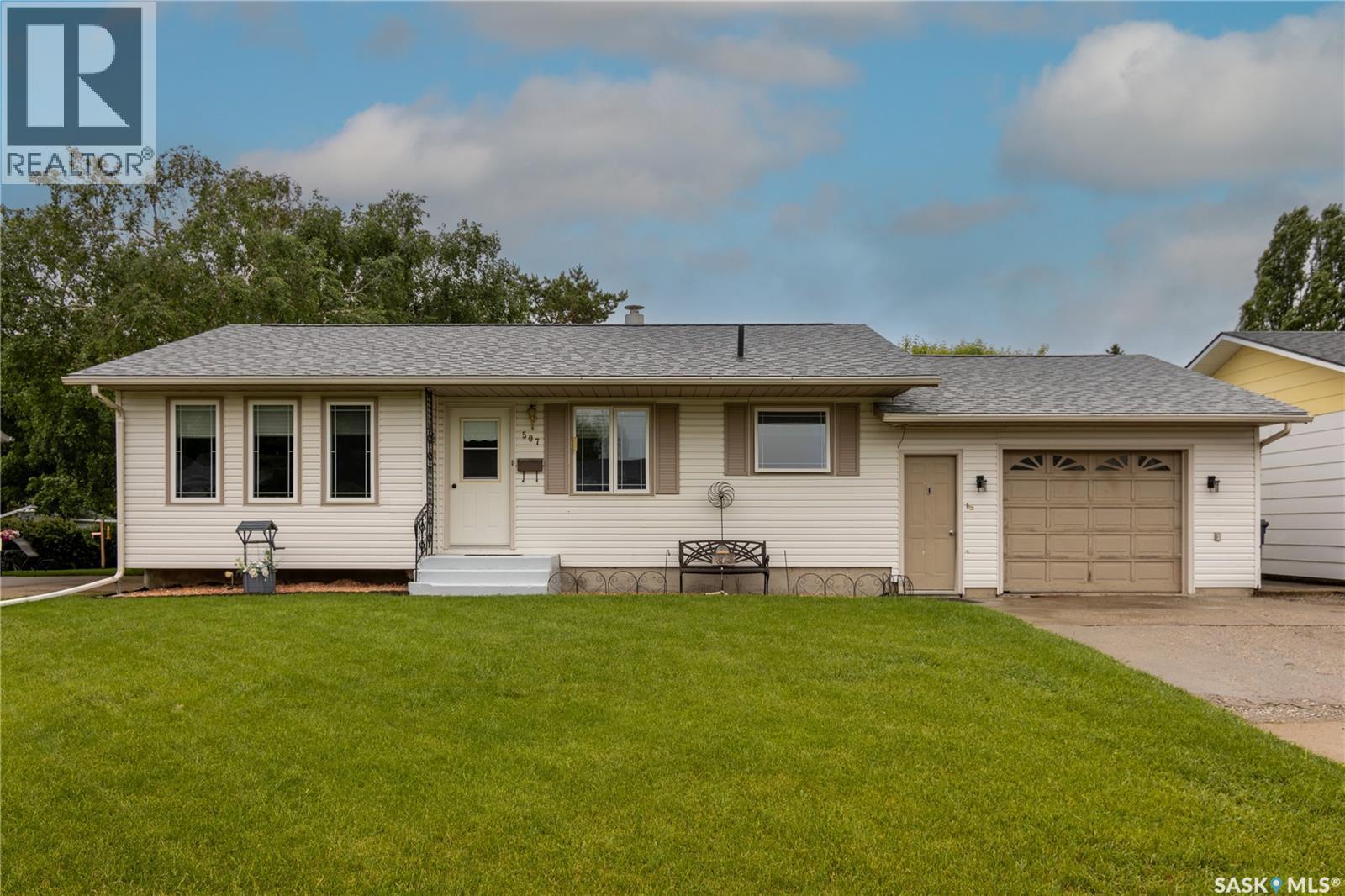 507 Dennis STREET, Esterhazy, Saskatchewan