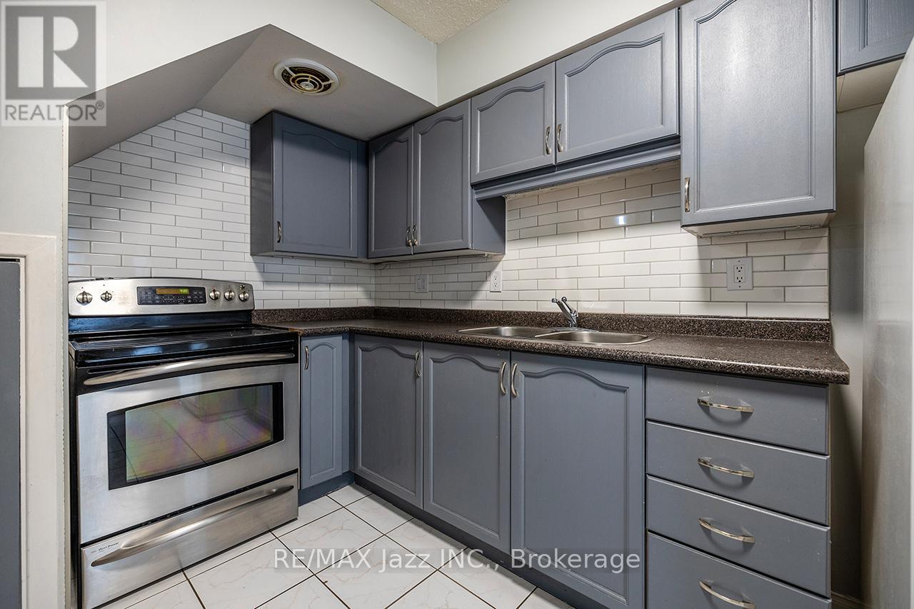 108 - 454 Centre Street S, Oshawa, Ontario  L1H 4C2 - Photo 10 - E13476084