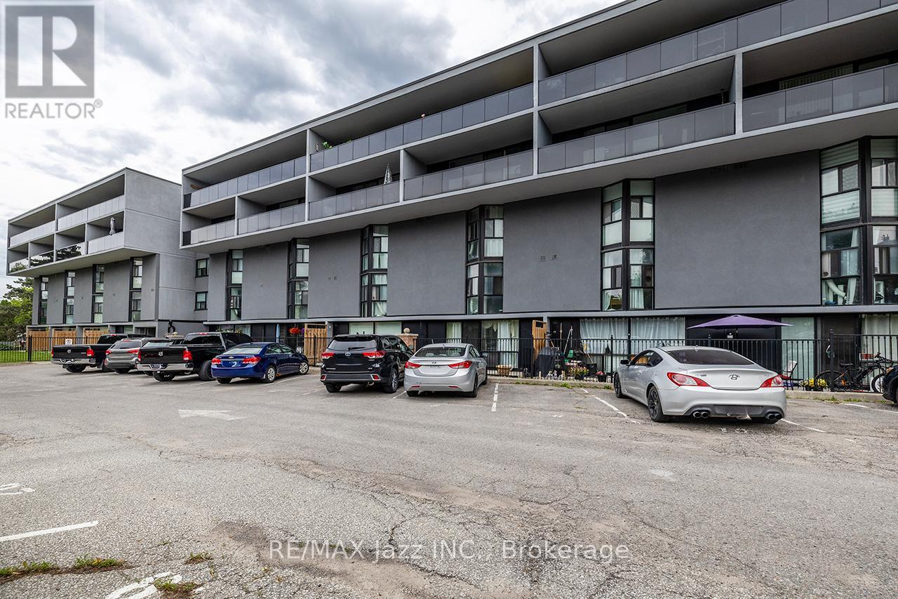 108 - 454 Centre Street S, Oshawa, Ontario  L1H 4C2 - Photo 2 - E13476084