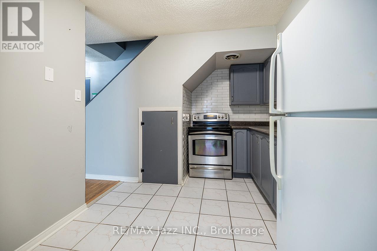 108 - 454 Centre Street S, Oshawa, Ontario  L1H 4C2 - Photo 12 - E13476084