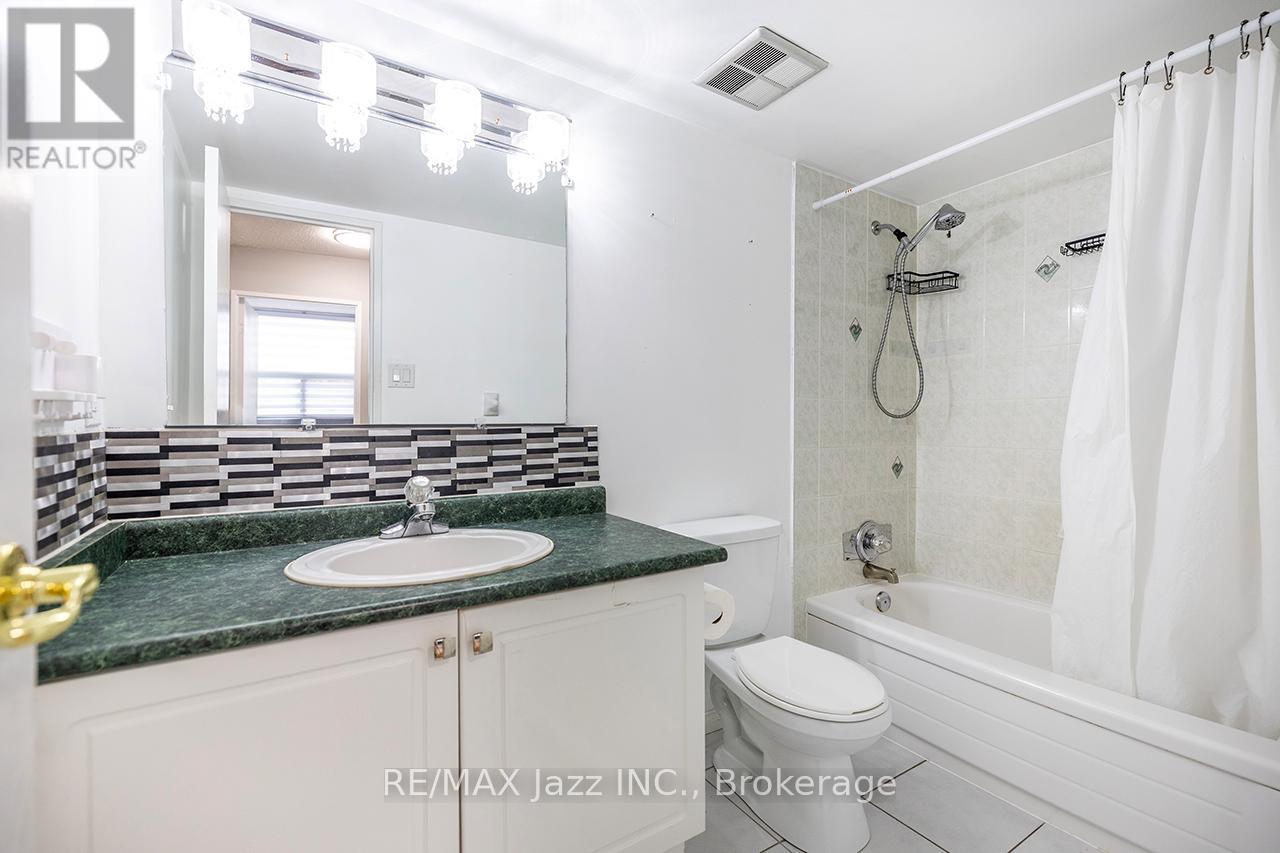 108 - 454 Centre Street S, Oshawa, Ontario  L1H 4C2 - Photo 19 - E13476084