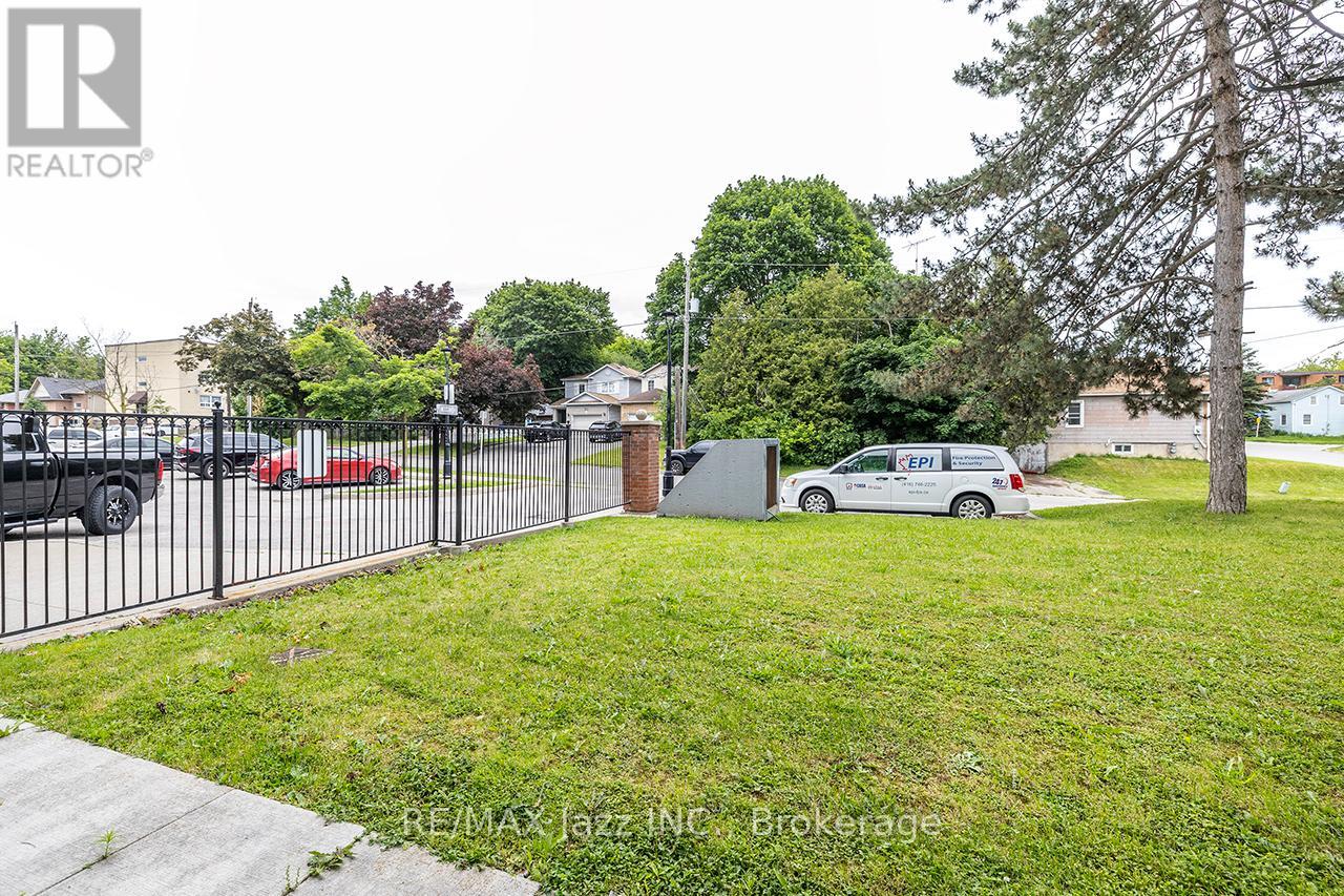 108 - 454 Centre Street S, Oshawa, Ontario  L1H 4C2 - Photo 26 - E13476084