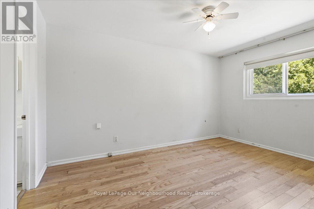 16 Tweedrock Crescent, Toronto, Ontario  M1E 4L5 - Photo 10 - E13487820