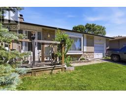 16 TWEEDROCK CRESCENT, Toronto, Ontario