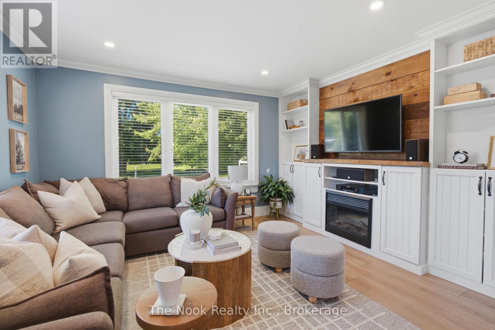 321 Palace Street, Whitby, Ontario  L1N 5G4 - Photo 7 - E13487864