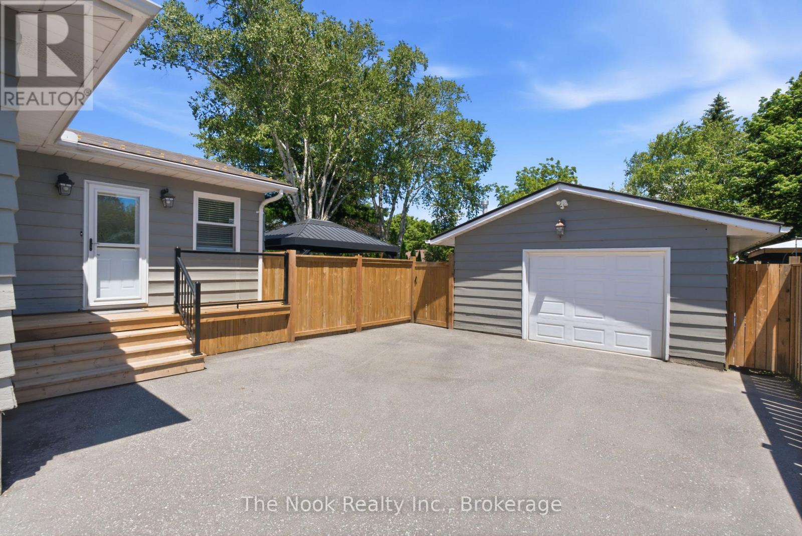 321 Palace Street, Whitby, Ontario  L1N 5G4 - Photo 45 - E13487864