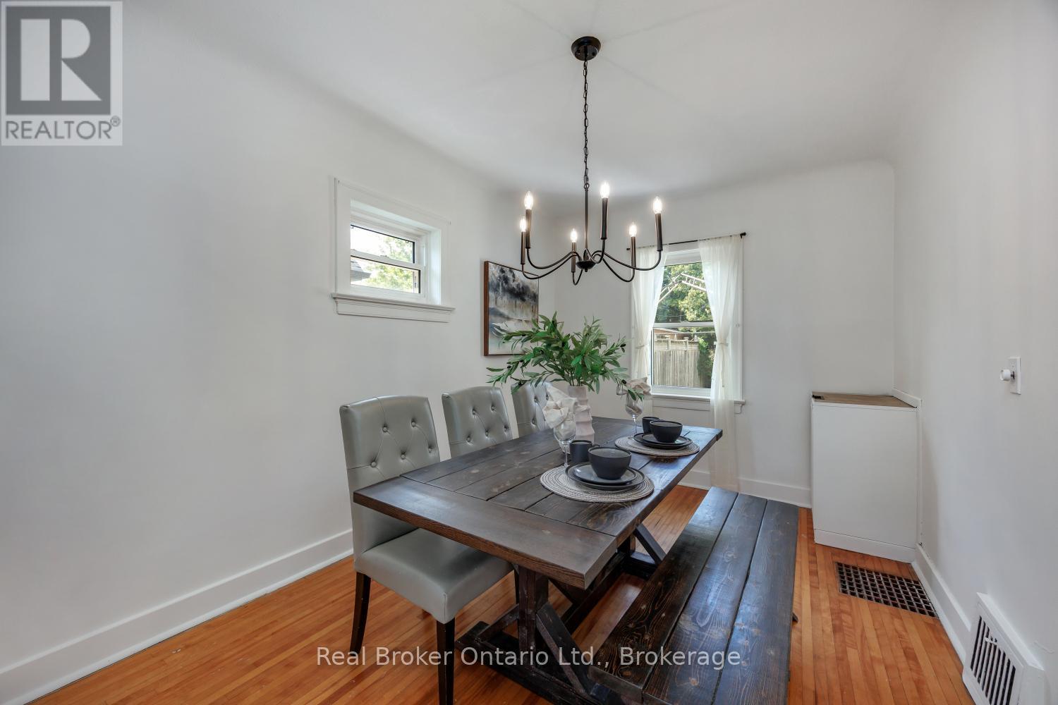 248 Mitchell Avenue, Oshawa, Ontario  L1H 2V6 - Photo 10 - E13487986