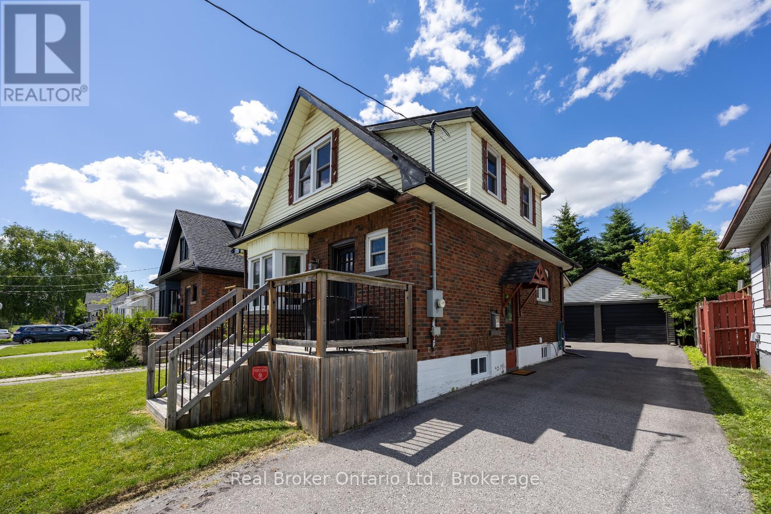 248 Mitchell Avenue, Oshawa, Ontario  L1H 2V6 - Photo 4 - E13487986