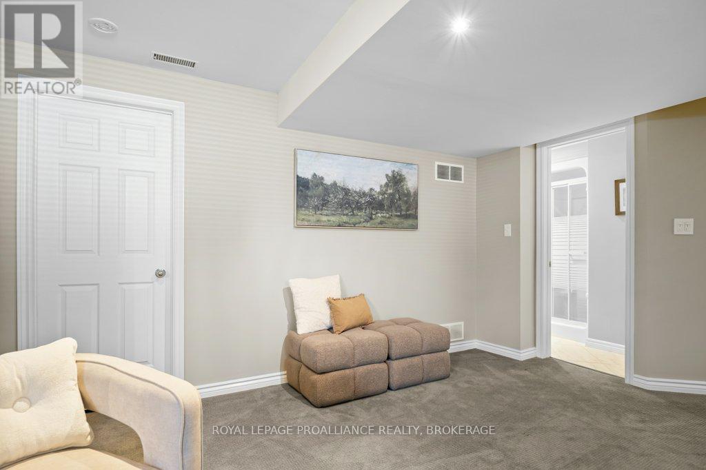 944 Ringstead Street, Kingston, Ontario  K7M 8V2 - Photo 37 - X13487836