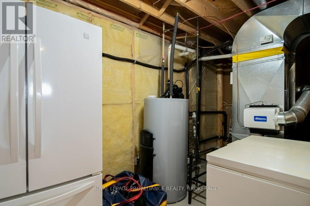 944 Ringstead Street, Kingston, Ontario  K7M 8V2 - Photo 39 - X13487836