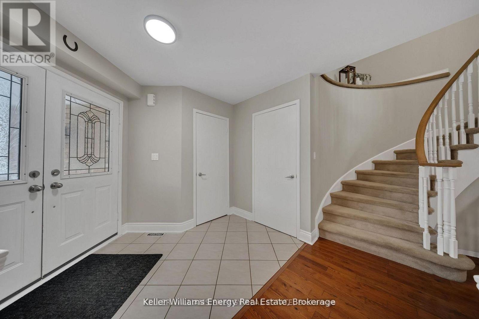 179 Wilkins Crescent, Clarington, Ontario  L1E 3B7 - Photo 4 - E13488012
