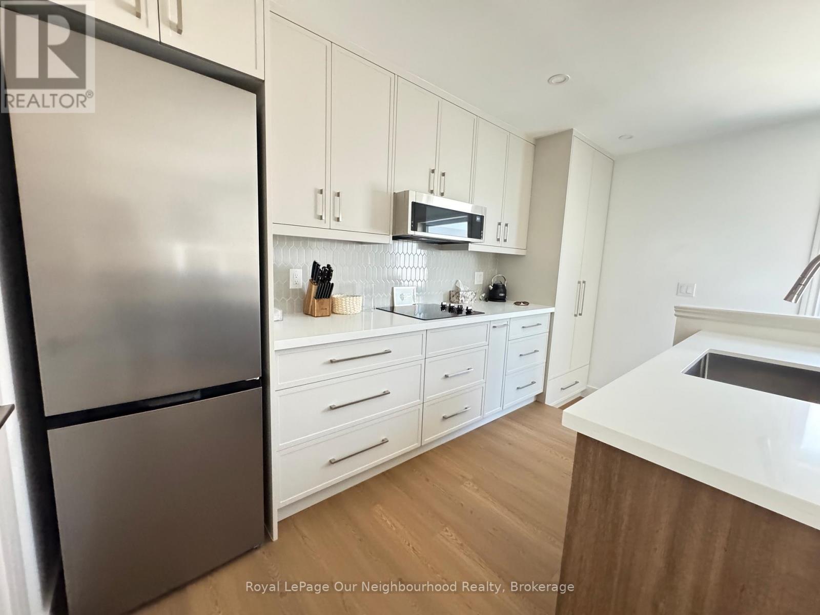 Coach Unit - 26 Cardrew Street, Markham, Ontario  L6B 1G2 - Photo 9 - N13488338