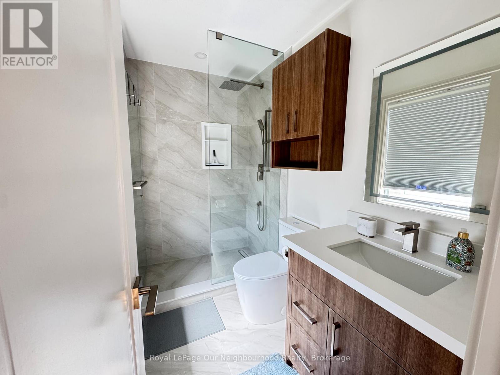 Coach Unit - 26 Cardrew Street, Markham, Ontario  L6B 1G2 - Photo 15 - N13488338