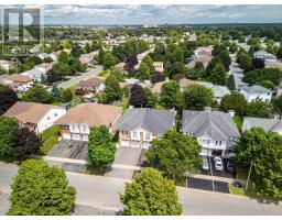 653 BARNSLEY CRESCENT, Kingston, Ontario