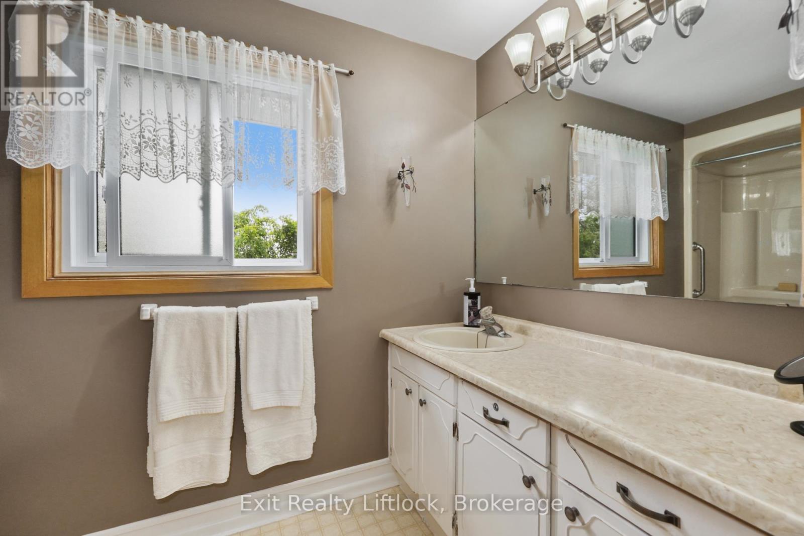 1219 Edmison Drive, Peterborough, Ontario  K9H 6V2 - Photo 20 - X13488234