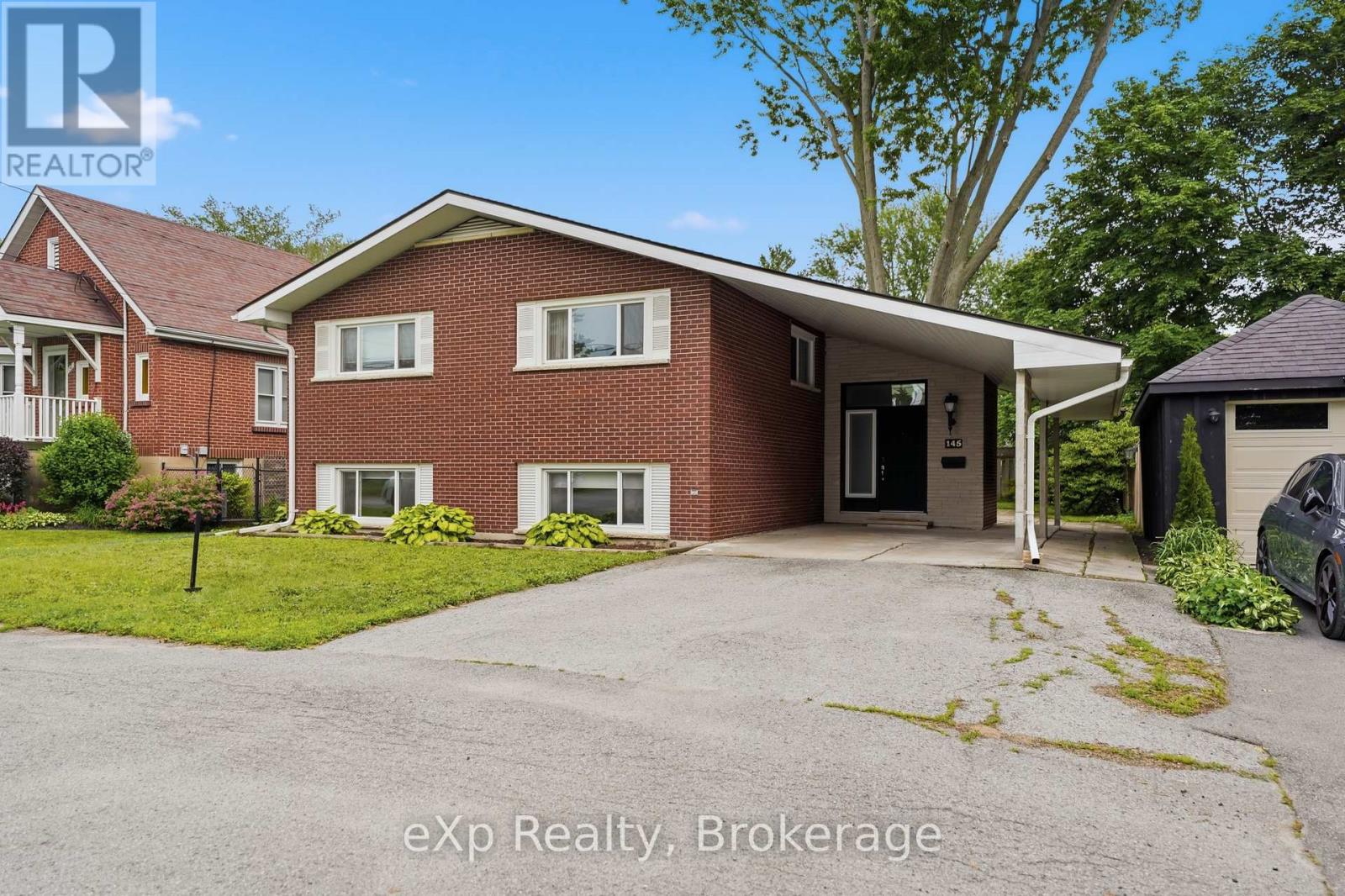 145 Queen Street, Belleville, Ontario  K8N 1V9 - Photo 2 - X13488548